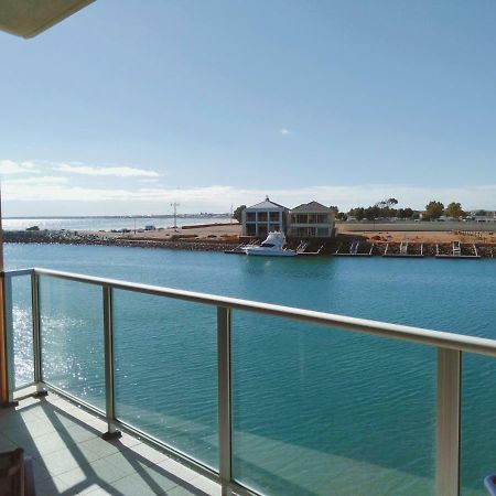 Wallaroo Marina Executive Apartments Екстер'єр фото